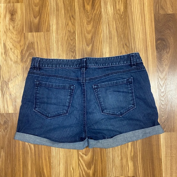 LOFT dark wash denim roll cuff shorts - Picture 6 of 7